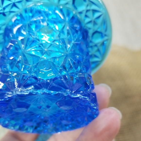 Vintage daisy and button glass hat/ Fenton like - Picture 7 of 10